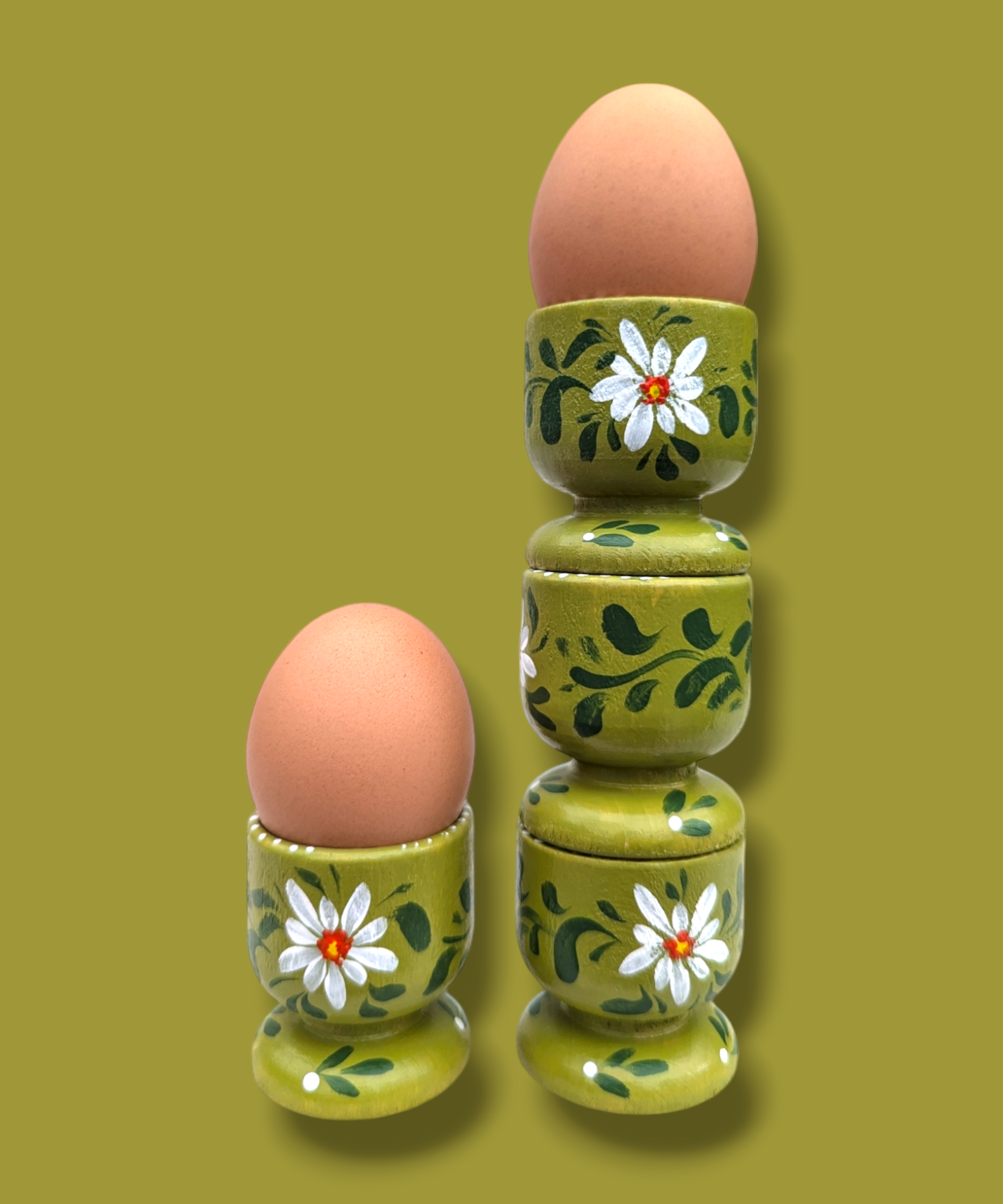Casa De Folklore Lime Green - Hand Painted Wooden Egg Cup