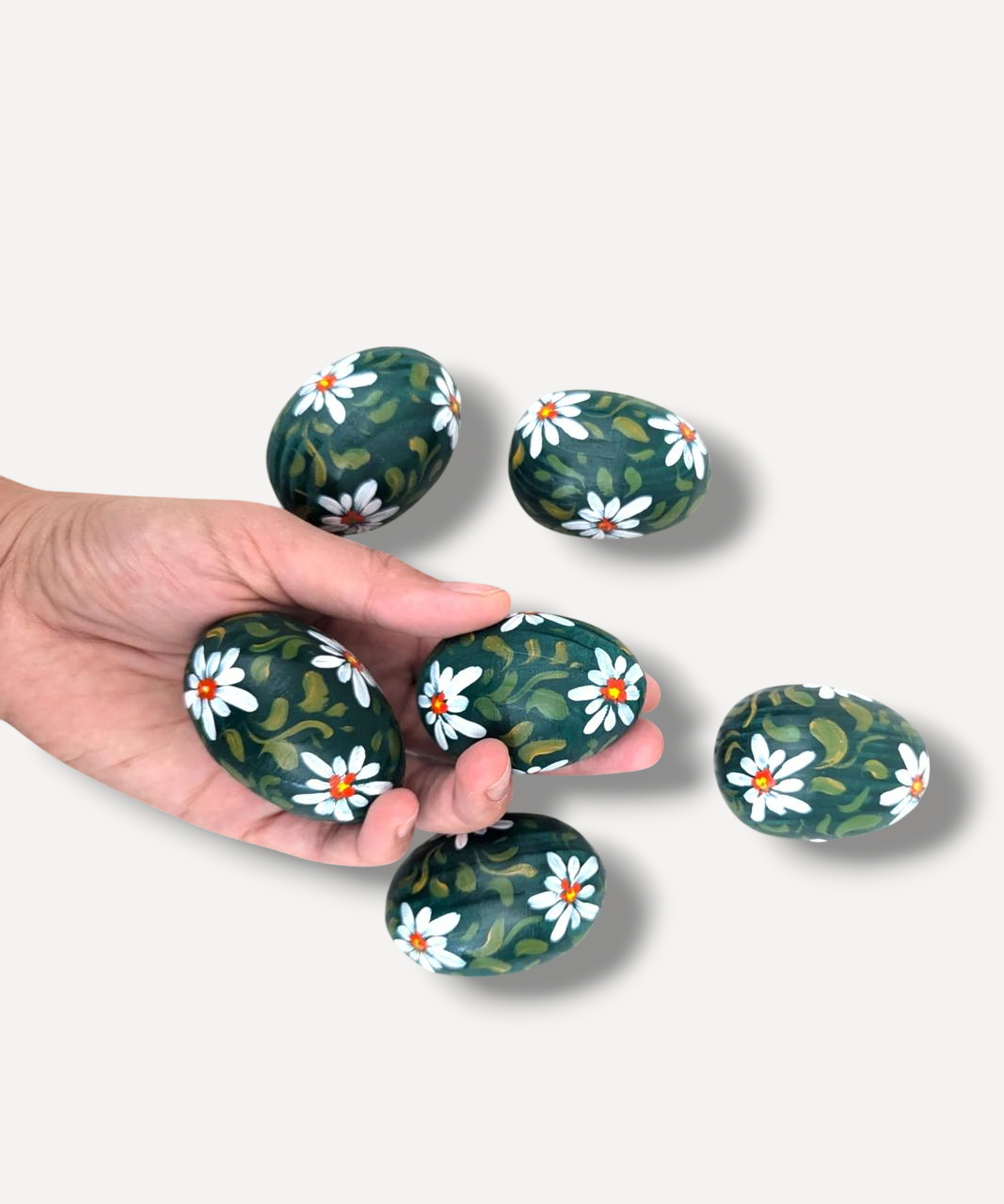 Green Daisy - Hand Painted Wooden Egg