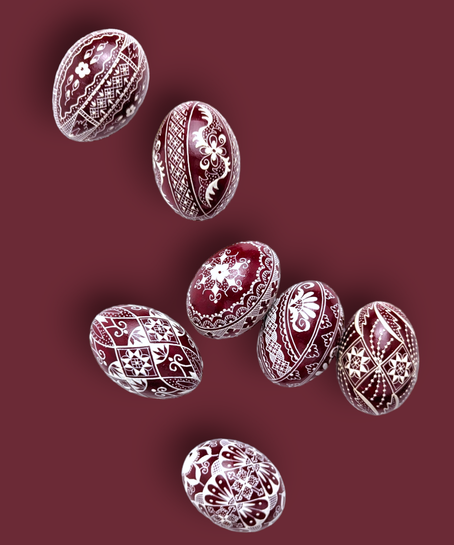 Casa_De_Folklore_Deep_Red_Hand-Decorated_Egg