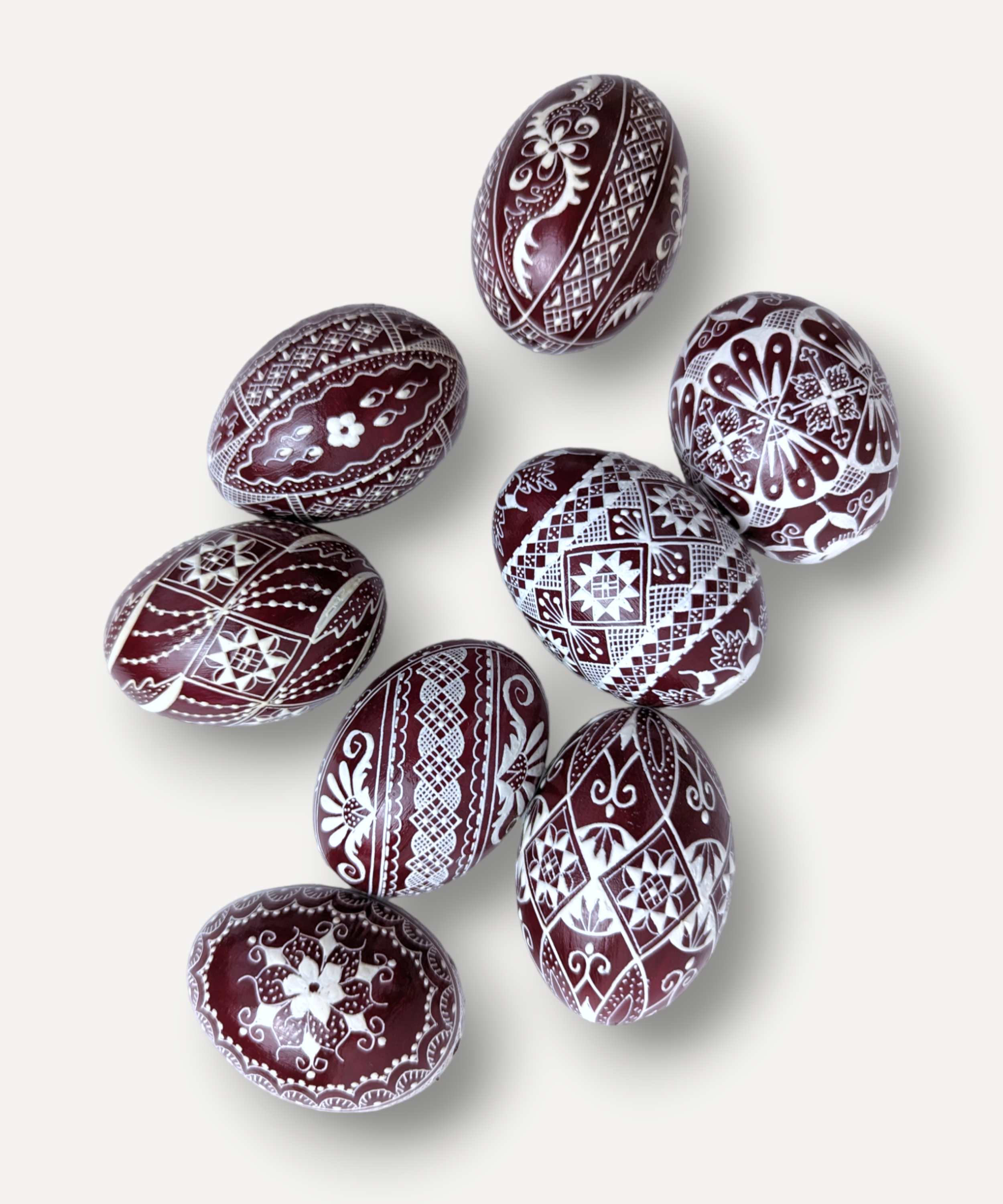 Casa_De_Folklore_Deep_Red_Hand-Decorated_Egg2