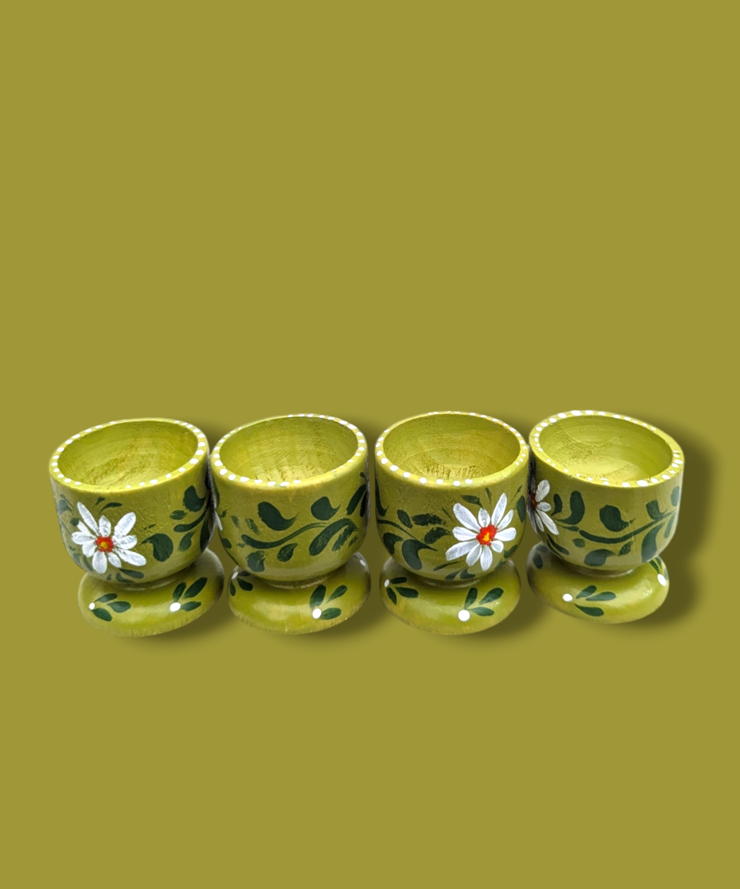 Casa De Folklore Lime Green - Hand Painted Wooden Egg Cup